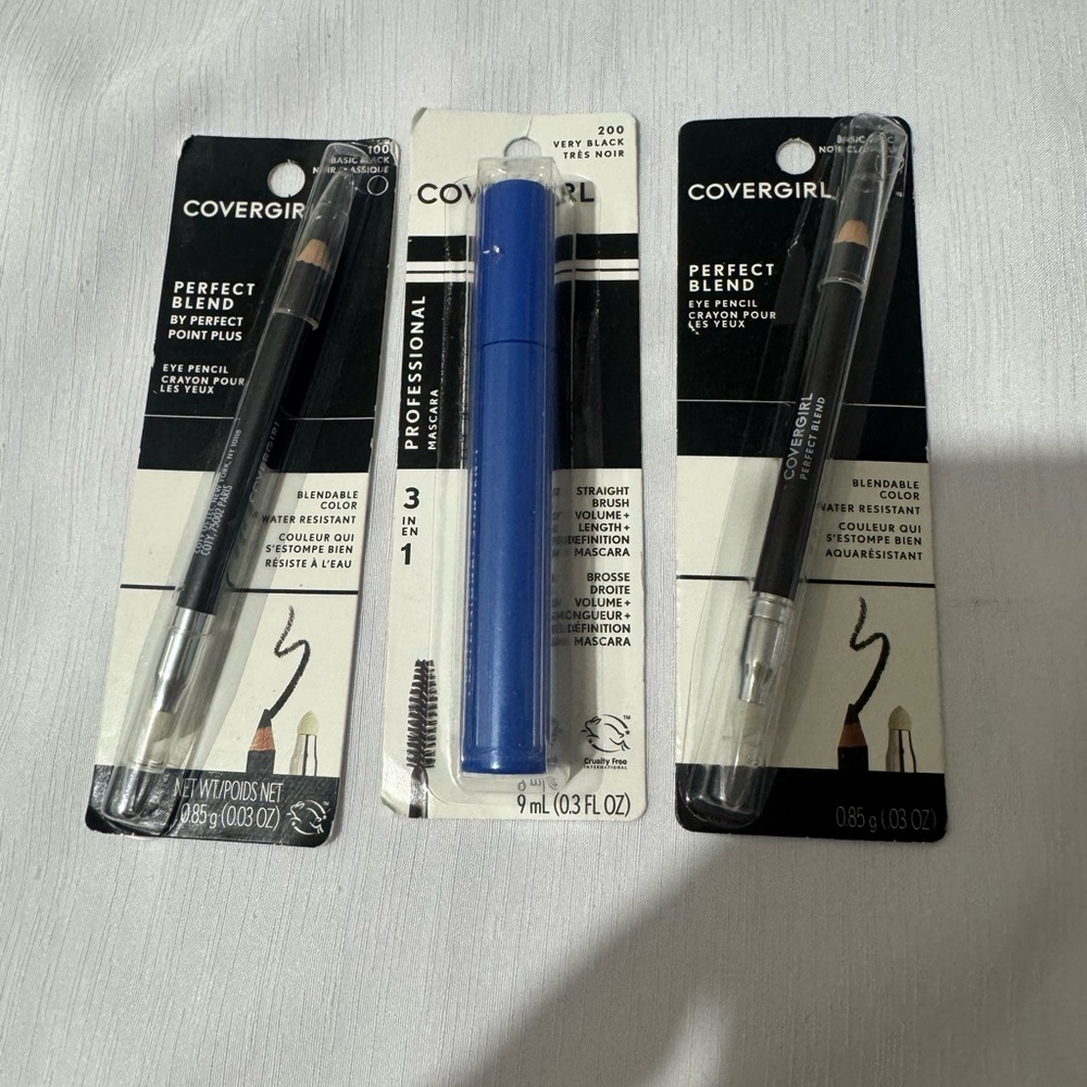 Covergirl Professional 3-in-1 Mascara - Blue